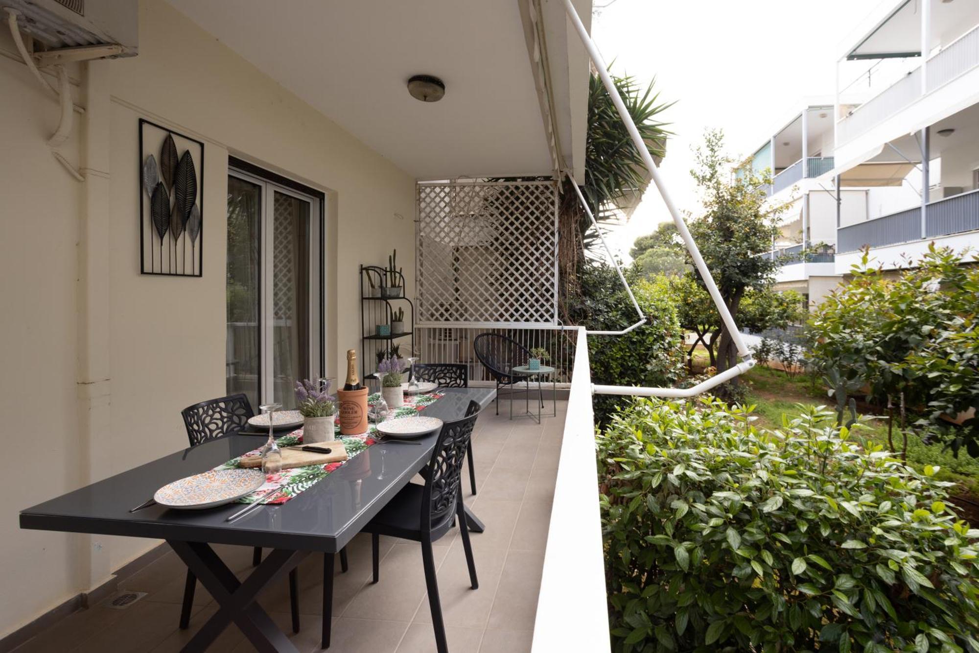 Apartment Tropicana Beachside In Vouliagmeni