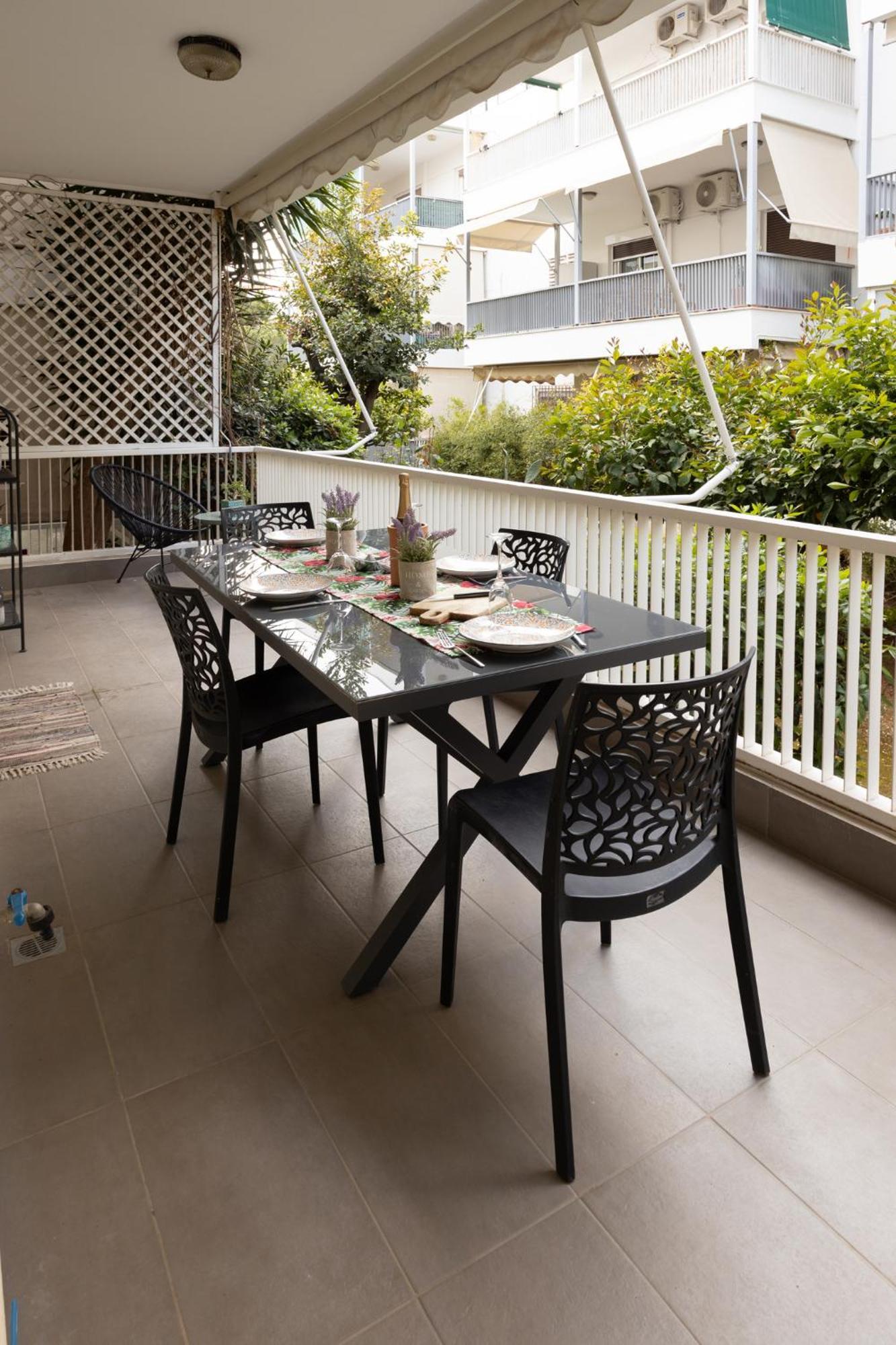 Tropicana Beachside In Vouliagmeni Apartment Athen