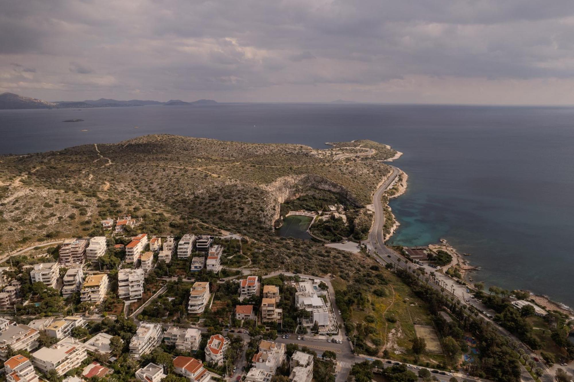 Tropicana Beachside In Vouliagmeni Apartment Athen